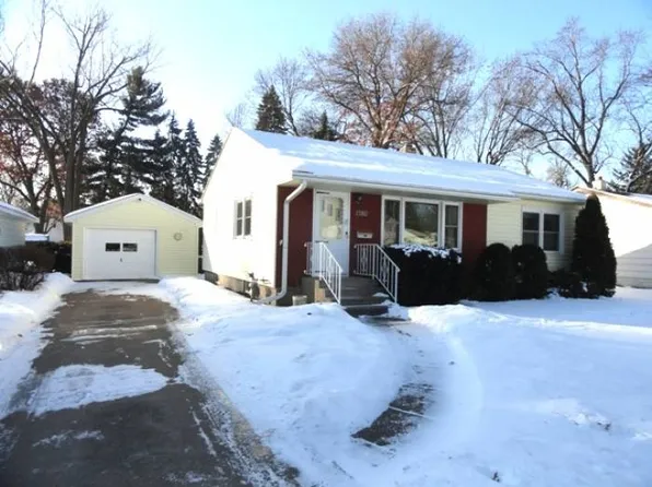 1980 3rd St, White Bear Lake, MN 55110