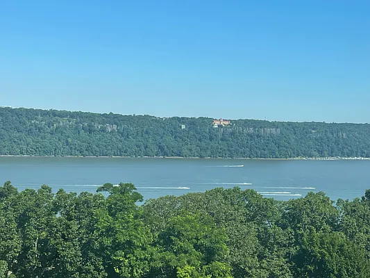 Rented by Compass | media 3