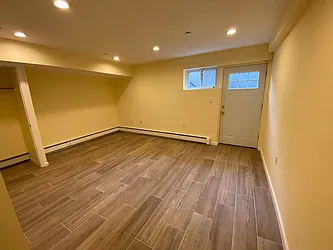 Rented by Hudson Exclusive Inc