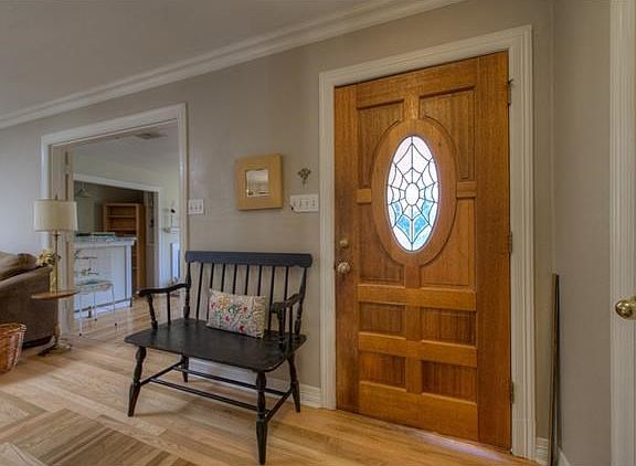 5th image of 11512 Oakwood Dr