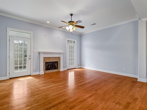 2nd image of 694 Norris Ln
