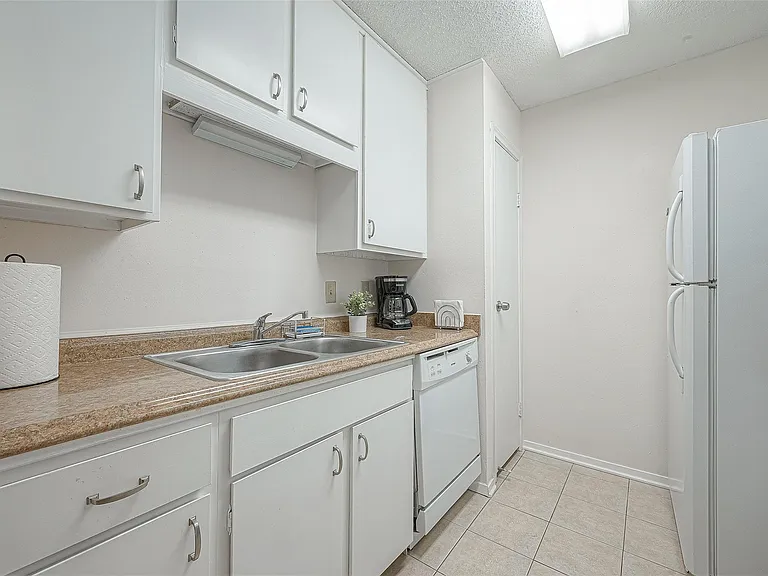 7900 N Stadium Dr #126 — Photo 8