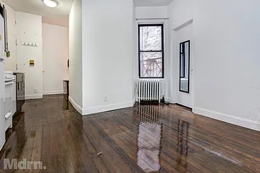 Rented by Mdrn Residential