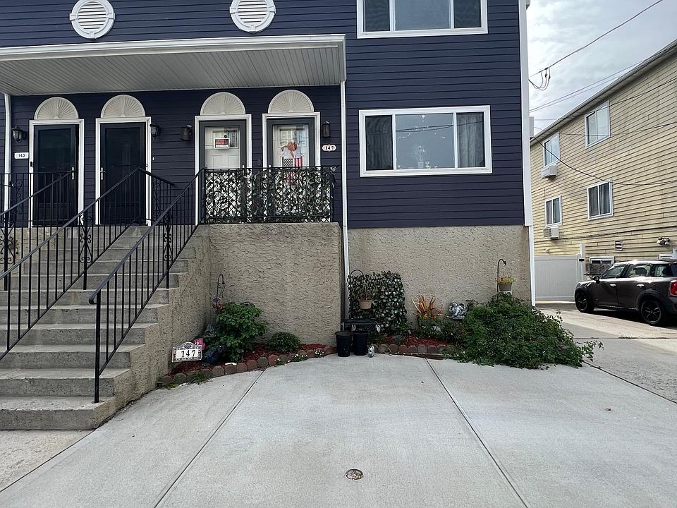 1st image of 147 Beach 97th St #3