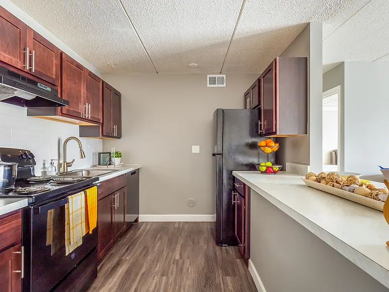 Woodland Ridge Apartments — Photo 19