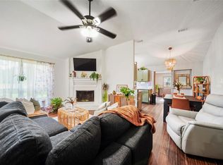 7477 Hidden Acres Dr, Cleveland, TX 77328