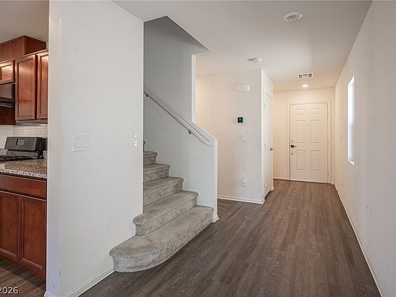 2nd image of 5548 Anshan St