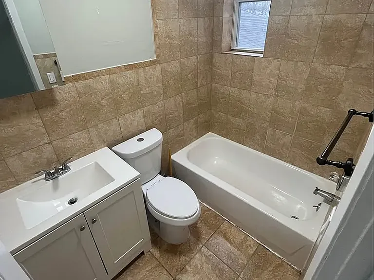 148 Palm St #5C — Photo 4