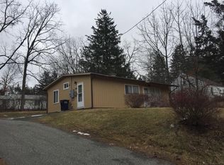 237 Sunset Ave, Amherst, MA 01002