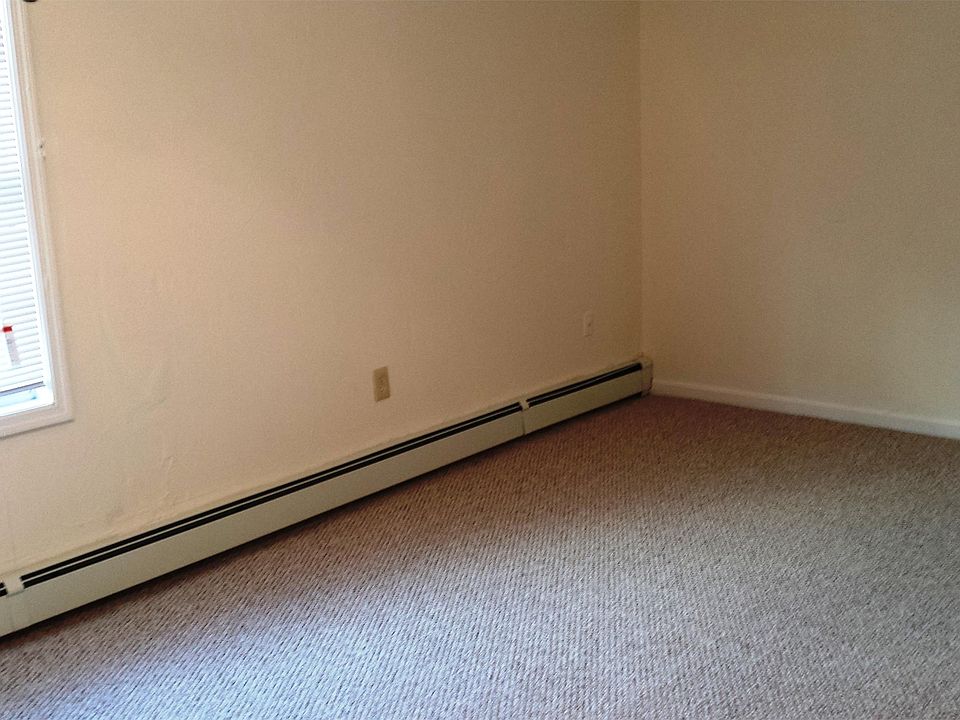 2nd image of 111 Main St #12R