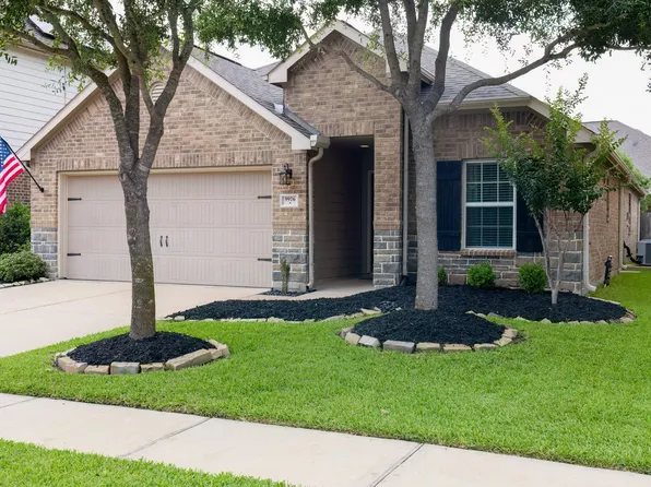 9976 Spring Rock Ln, Brookshire, TX 77423