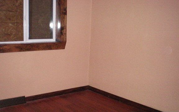 4th image of 2105 E 8th St
