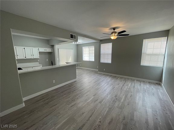 3rd image of 1505 Blackcombe St Unit 103