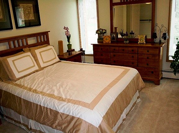 4th image of 3916 Valley View Dr S APT 108