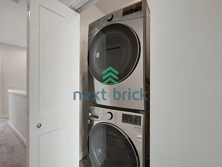 10945 NE 189th Pl #F — Photo 23