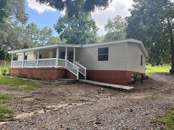 3rd image of 315 Colony Farm Rd