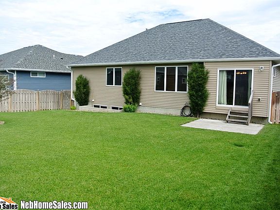 4th image of 7209 Yankee Woods Dr