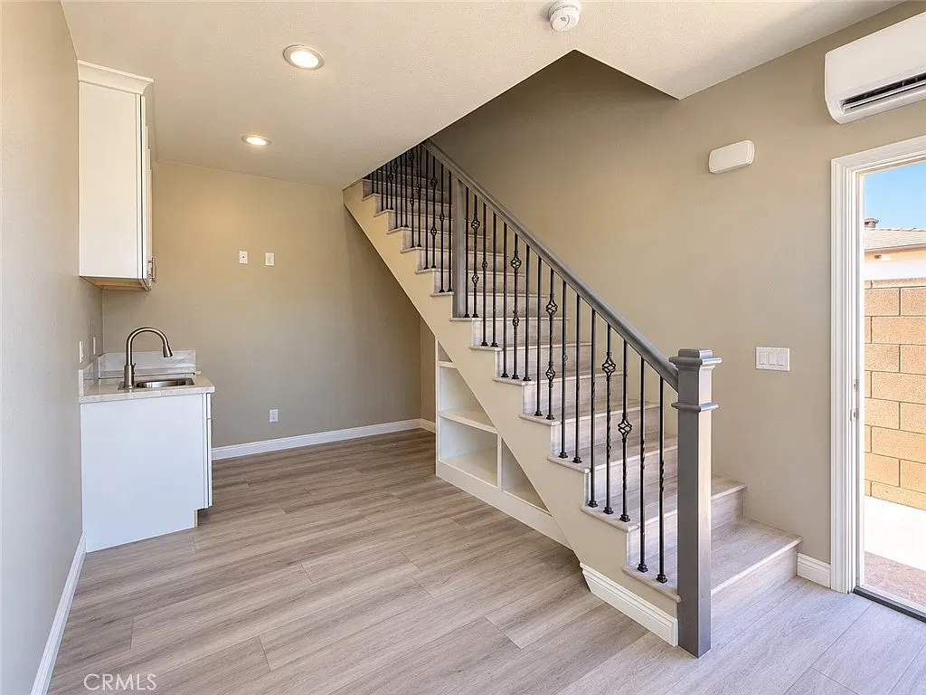 1 bed, 495 sqft, $2,075 — Photo 2