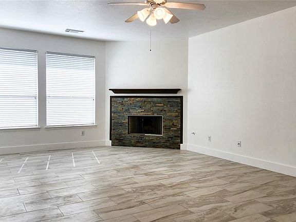 2nd image of 7518 Oakwood Canyon Dr