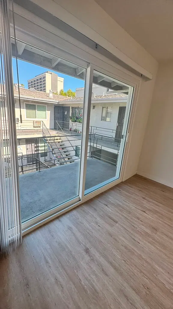 1 bed, $1,895 — Photo 3