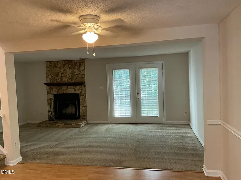 101 Luxon Pl — Photo 4