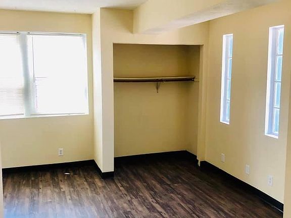 5th image of 2211 Jones St APT 4A