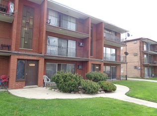 8631 S 82nd Ave #2C, Hickory Hills, IL 60457