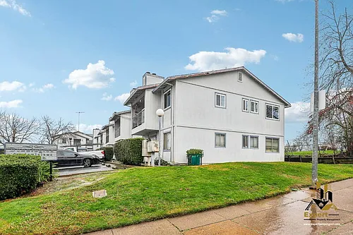 6412 Benning St #5 Photo 1 6412 Benning St #5 Photo 1