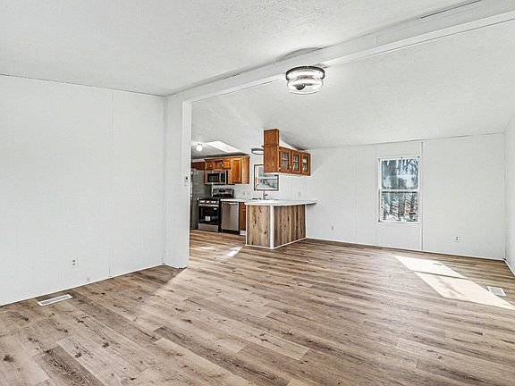 4th image of 5238 Tilmann Ln