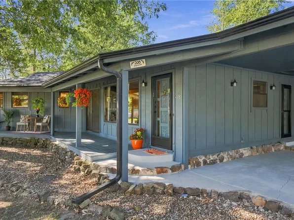 208 S Kingswood Dr, Mountain Home, AR 72653