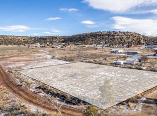 1092 W Smithsonian Way, Apple Valley, UT 84737