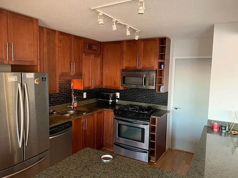 7333 New Hampshire Ave #1117W — Photo 11