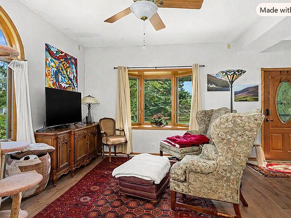 5th image of 602 37th Ave E
