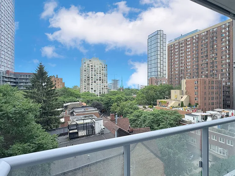 365 Church St #609 — Photo 11