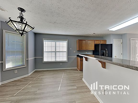 5th image of 519 Creekstone Dr
