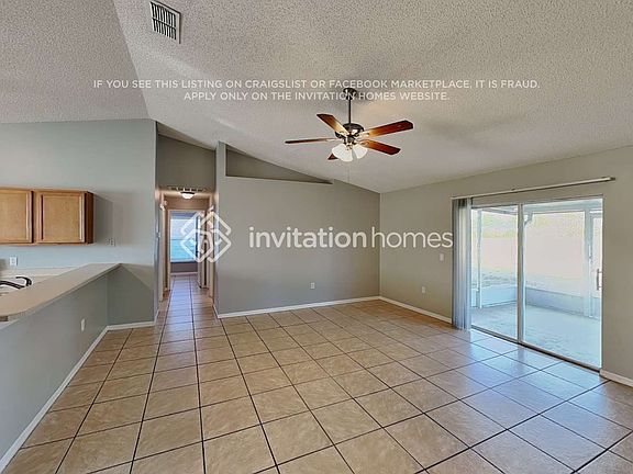 4th image of 2901 W Huron Dr