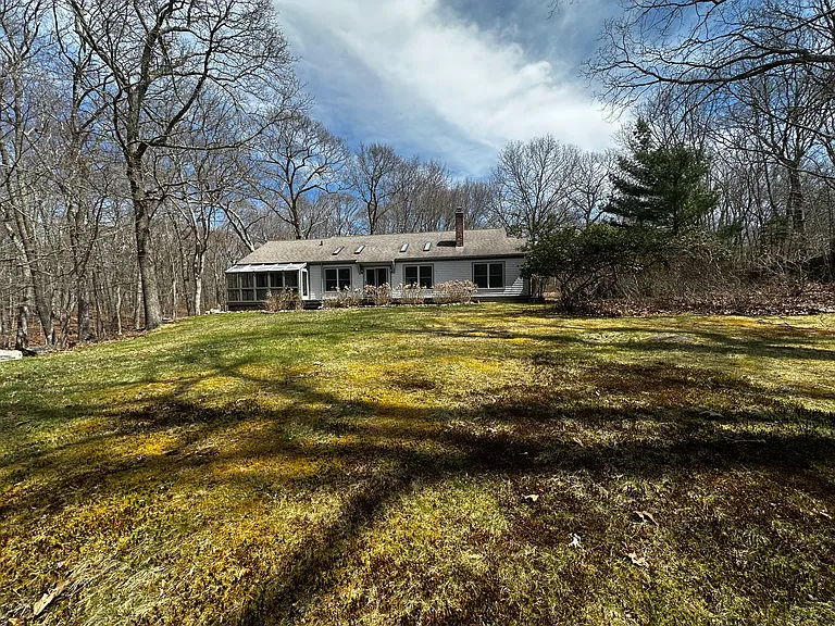 487 Carpenter Ln — Photo 34