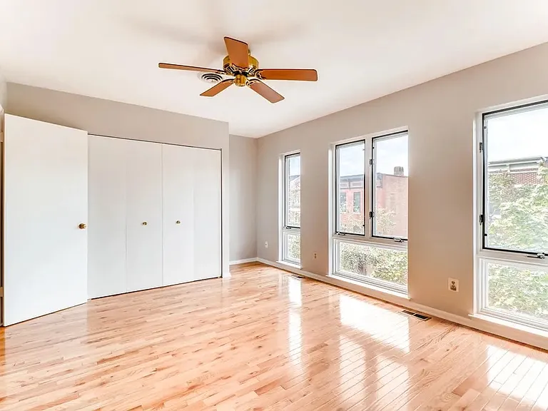 609 S Hanover St — Photo 16