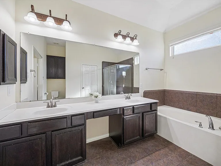 3332 Home Point Dr — Photo 21