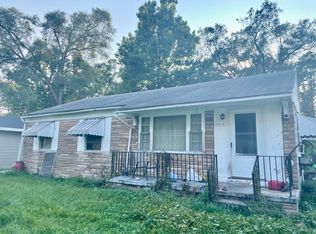 2926 Arlington Dr, Saginaw, MI
