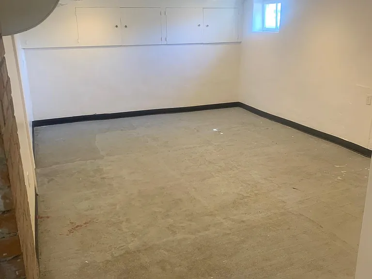 1330 Elm Ave — Photo 15