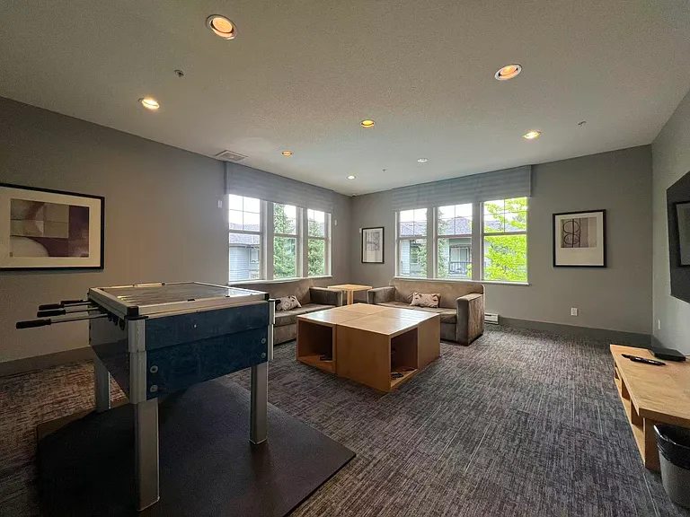2968 Silver Springs Blvd #10X — Photo 8