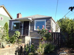 1022 NE 72nd St, Seattle, WA 98115