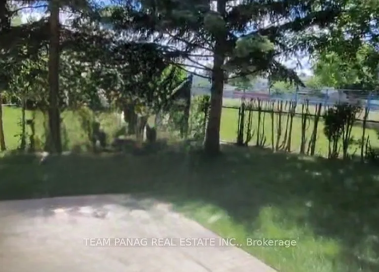 12 Jeremy Pl #UPPER — Photo 18