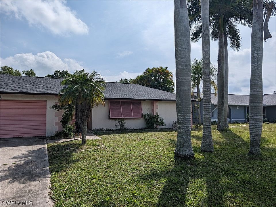 1st image of 709 SE 10th Pl