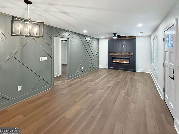 2nd image of 4133 Canby Ln