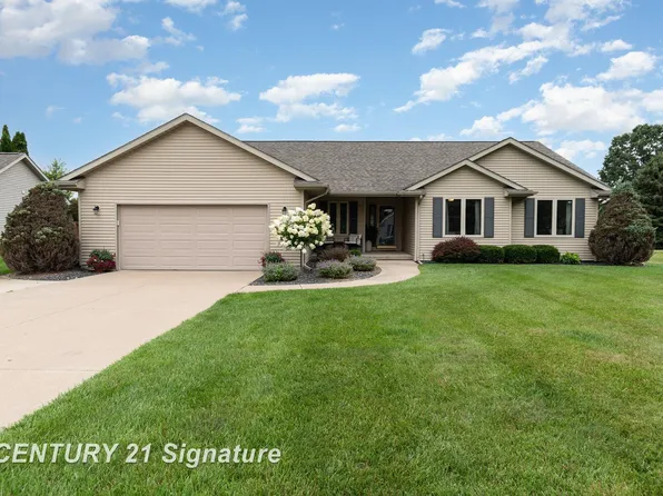 11286 Moorfield Dr, Freeland, MI 48623