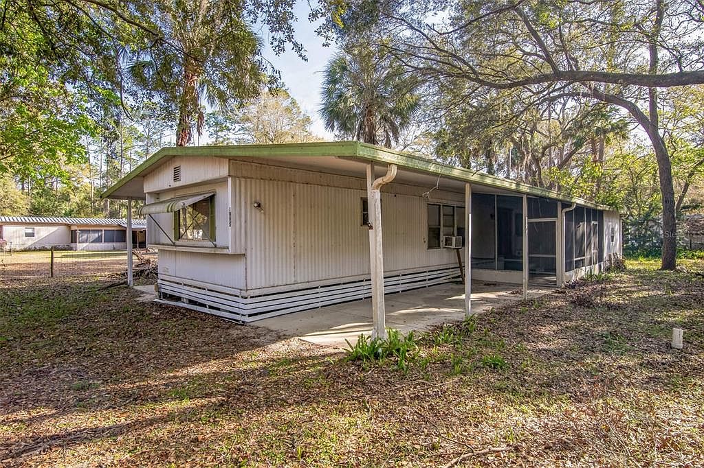 1995 NE 117th Ave, Silver Springs, FL 34488 | Zillow