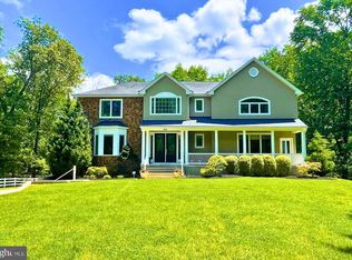 309 Ark Rd, Mount Laurel, NJ 08054