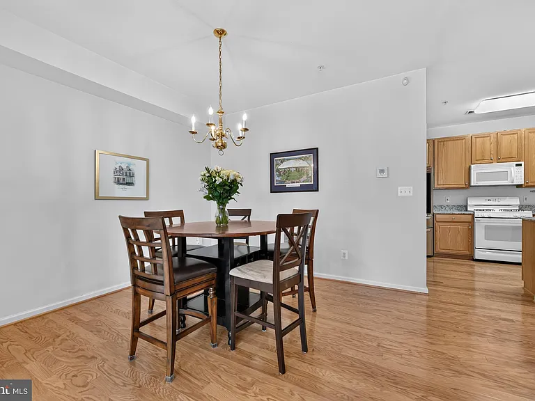 43081 Zander Ter — Photo 15